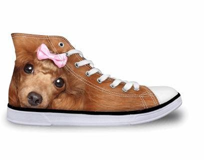 Adorable Chien Imprimant Des Chaussures En Toile Montantes