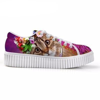 Chat Décontracté Aux Grands Yeux Avec Des Chaussures À Lacets Plates-formes Plates À Imprimé Floral