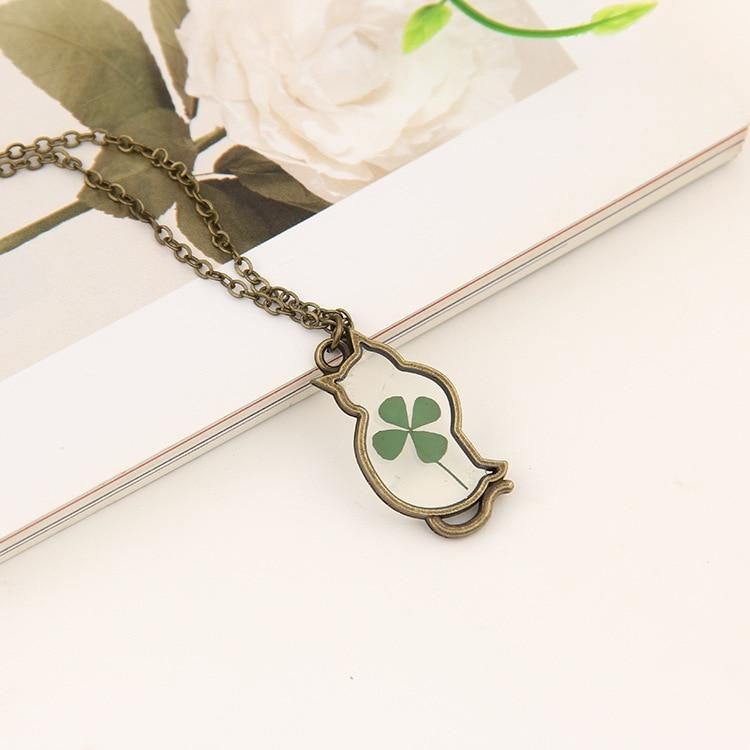 Conception De Chat Rétro Avec Collier De Fleurs Séchées Naturelles