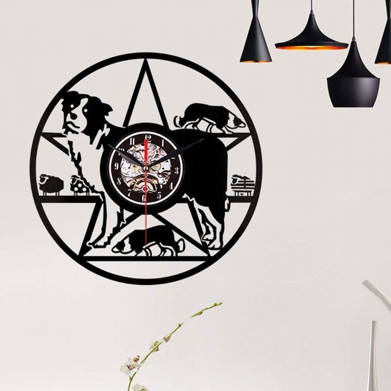 Horloge Murale En Caoutchouc Étoile Et Chien