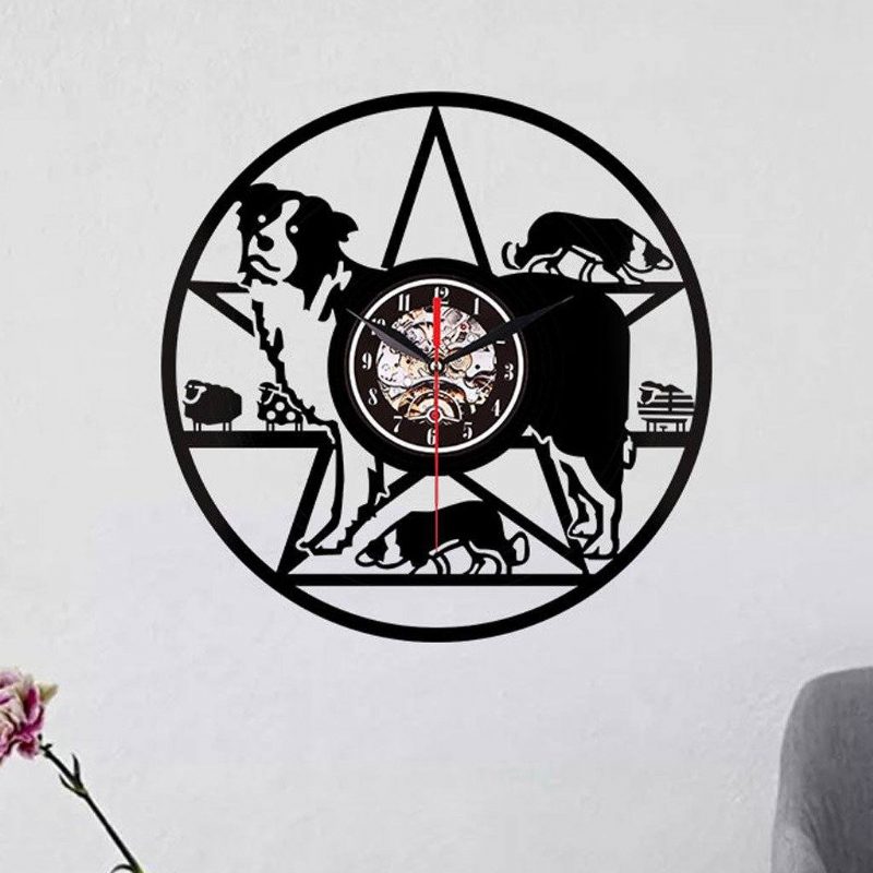 Horloge Murale En Caoutchouc Étoile Et Chien