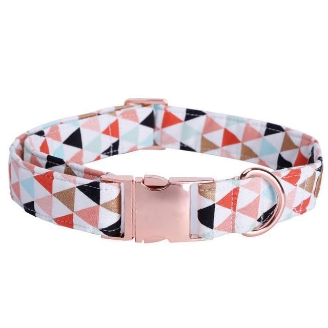 Le Collier Et La Laisse Pour Animaux De Compagnie De Mode Bannière Boucle En Or Rose