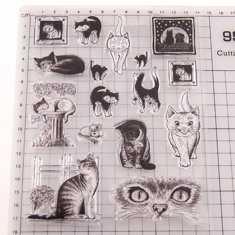 Timbres Clairs De Chat Mignon